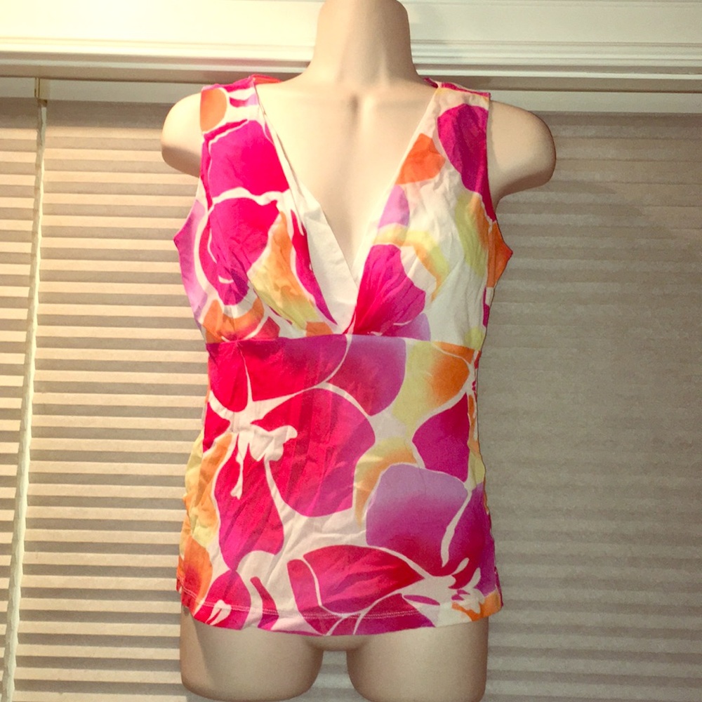 Pink floral vneck tank size S